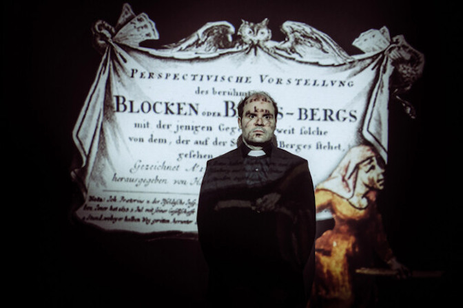 Theater Kaendace,  Herr Heinrich
