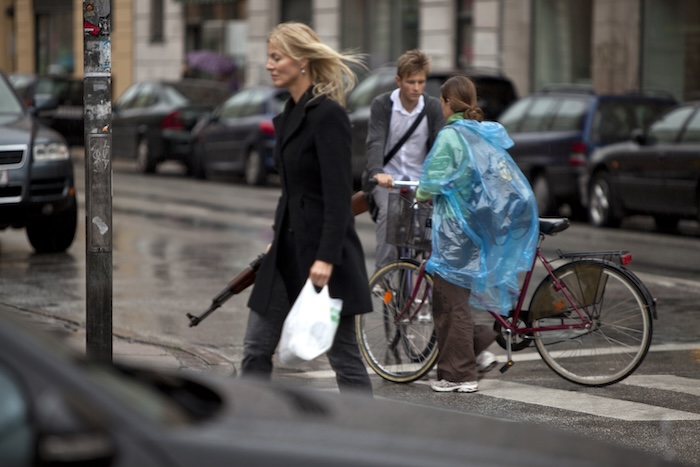 One day, instead of one night, a burst of machine-gun fire will flash, if light cannot come otherwise (2010), Copenhagen, Foto: David Nikoliić