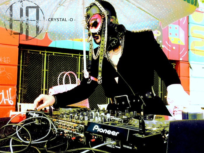 CRYSTAL O (HERZFREQUENZ)