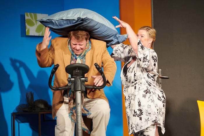 Grazer Straßentheater: Rein oder Raus