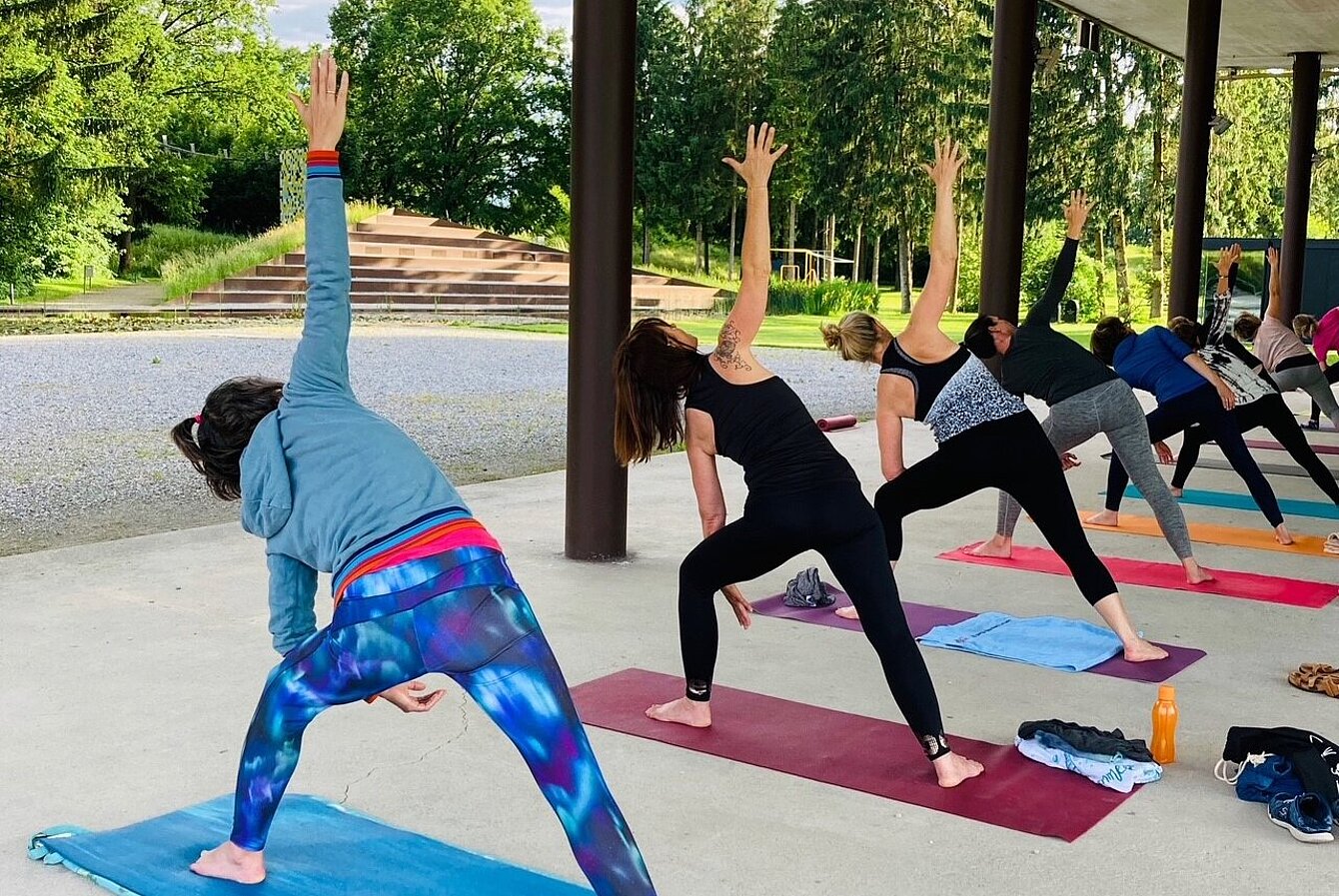 Yoga im Österreichischen Skulpturenpark