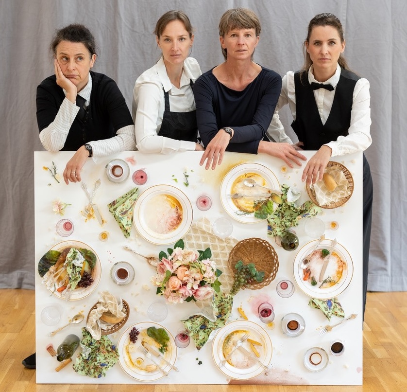 Die Rabtaldirndln: Die Speiseträgerinnen