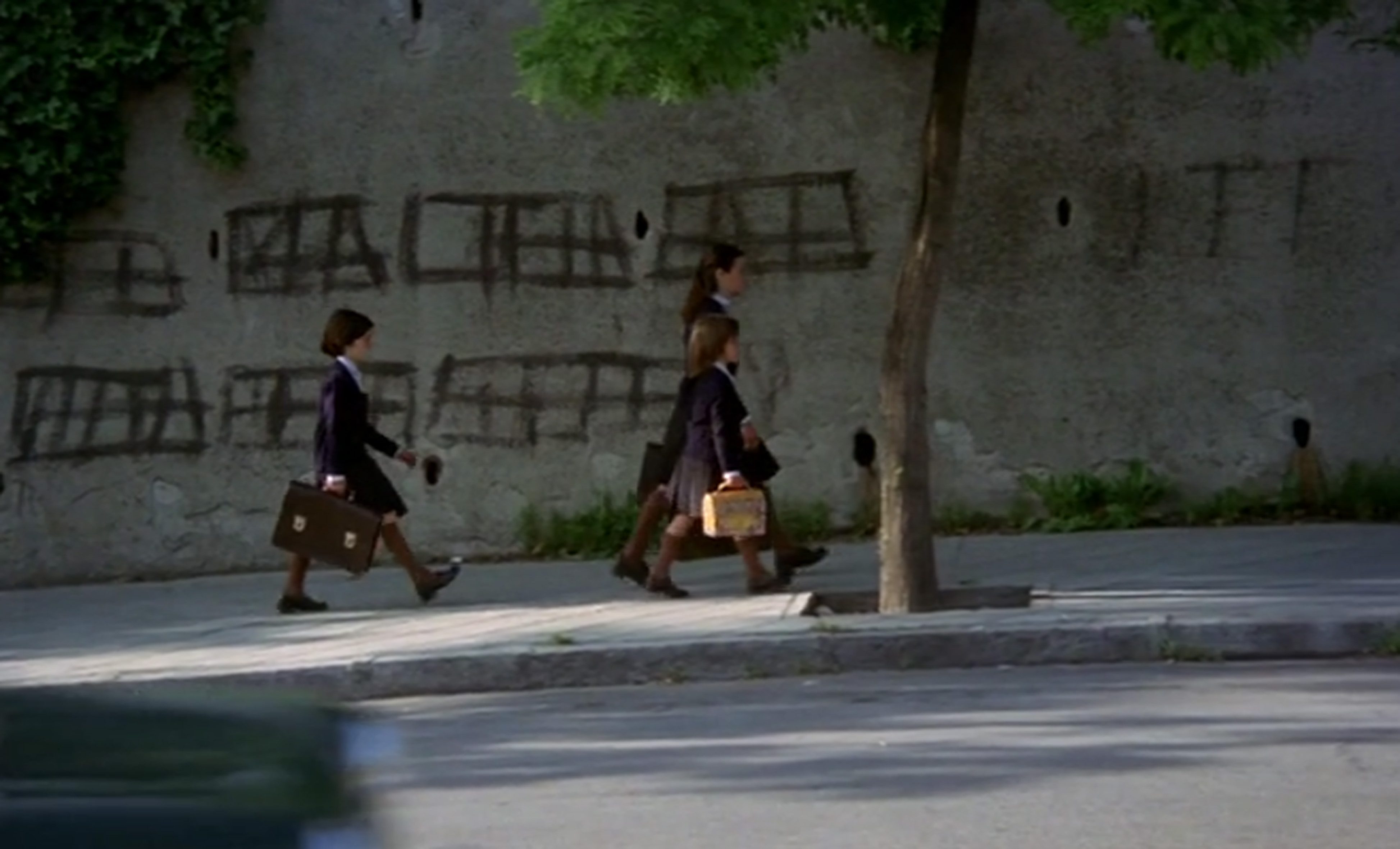 CARTE BLANCHE_Cría Cuervos_D26 © 1976  VIDEO MERCURY FILMS SAU.