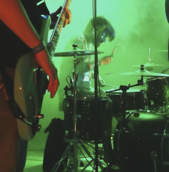 Instagram. miss_clapsody. apewards_official.