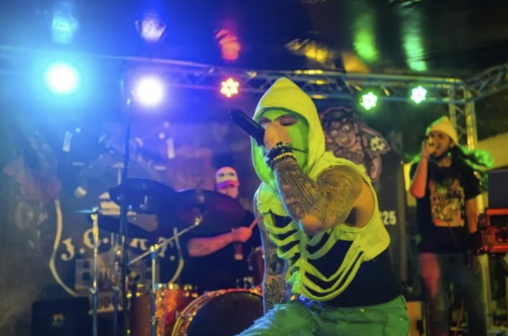 therealbrokencyde.Instagram.