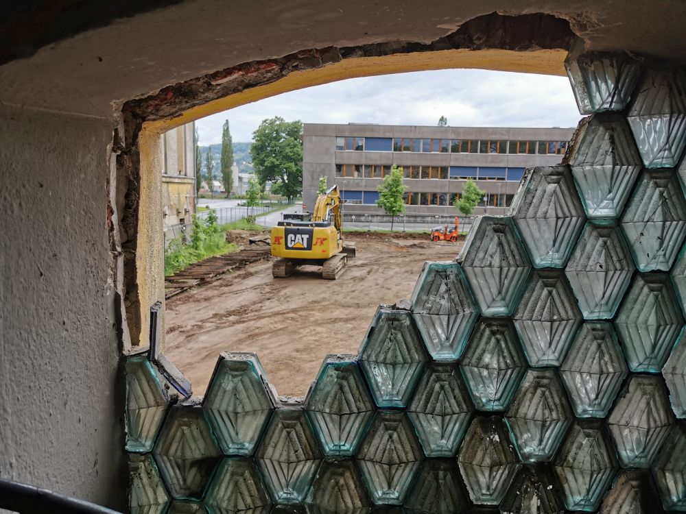 The Prize Bag: Double Lives of Architecture. Architekturjahrbuch Graz Steiermark 2025 | Salon Stolz