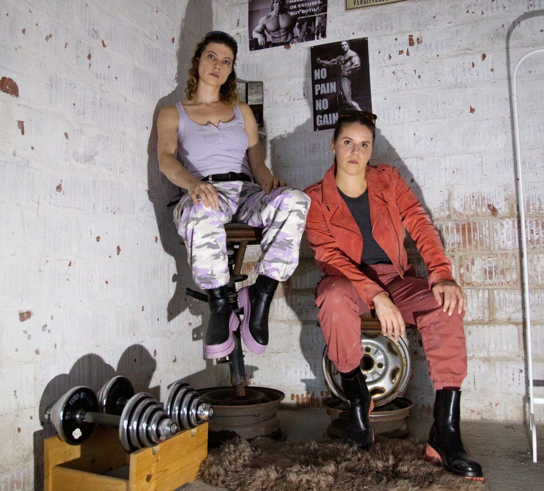 KRA - Kunst- und Performancekollektiv. Mission Arnold Schwarzenegger.