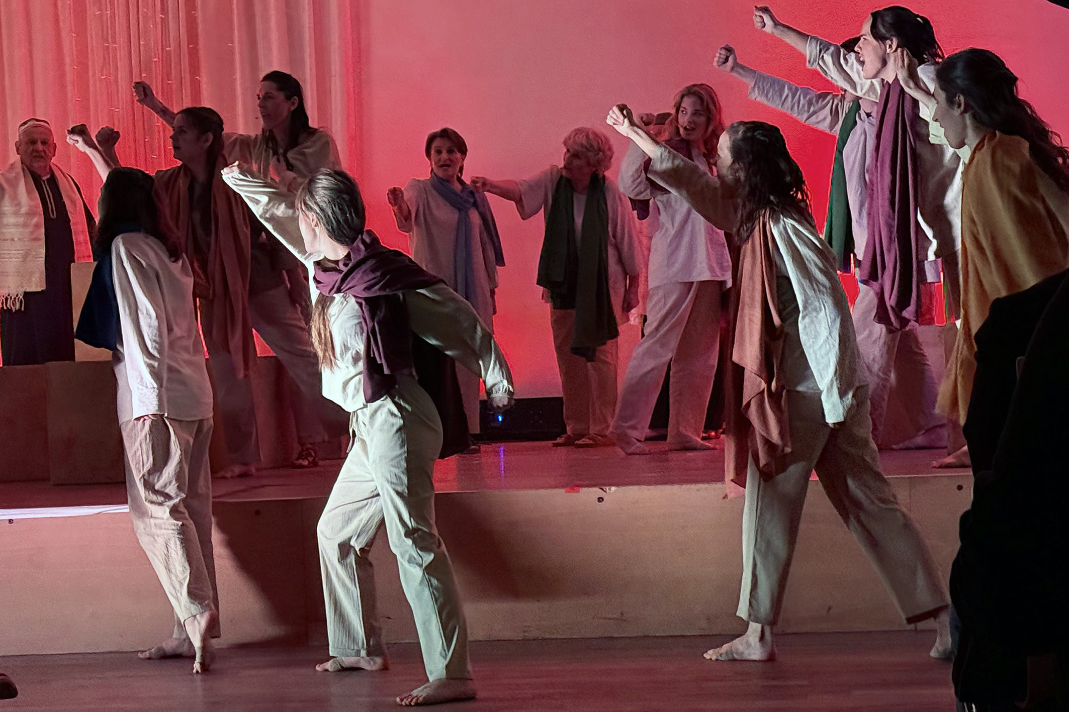 JUDAS EIN MENSCH – Ensemble, Foto: Daniela Feistl